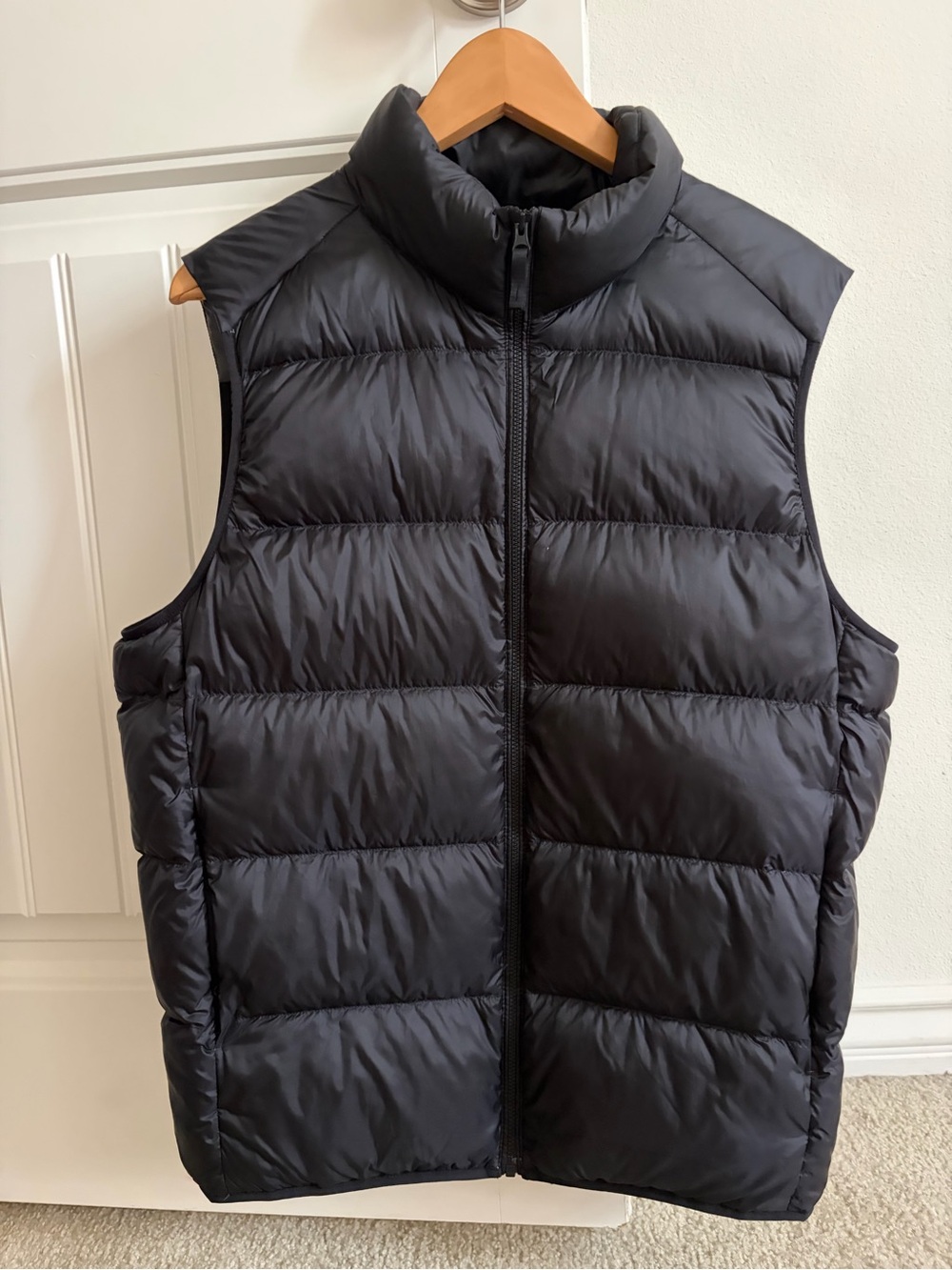 Uniqlo Ultra Light Down Black Puffer Vest M